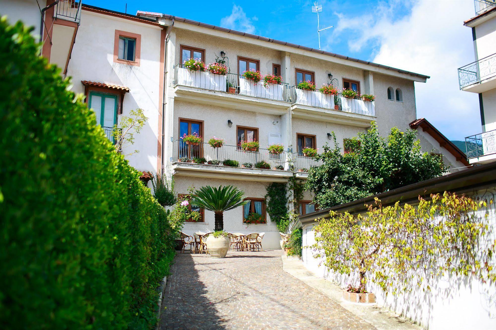 Hotel Nido Verde 3*